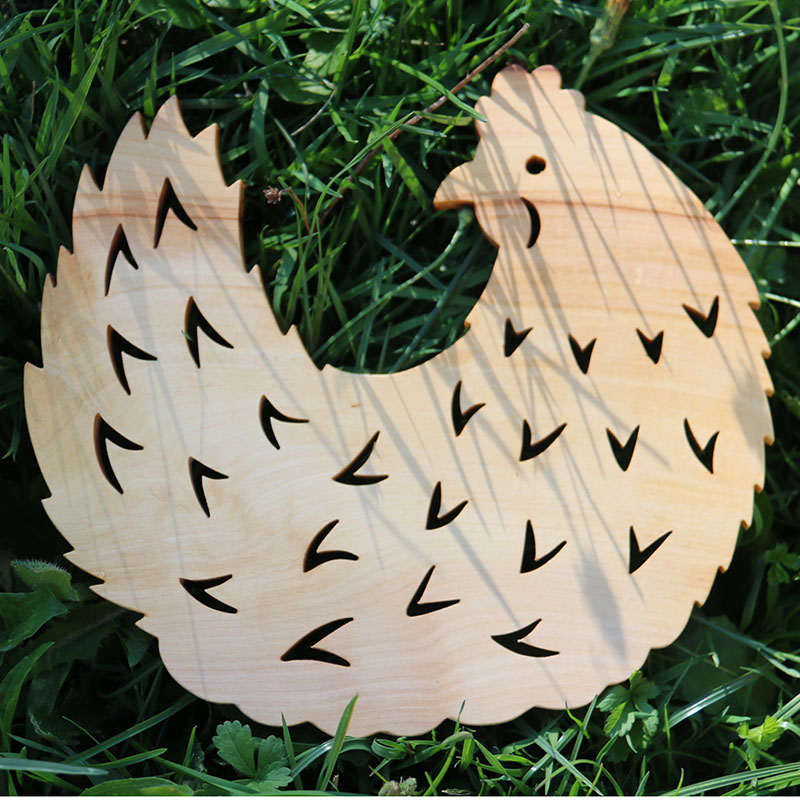 Dessous de plat bois écologique - Motif poule - Atelier de bois chantourné